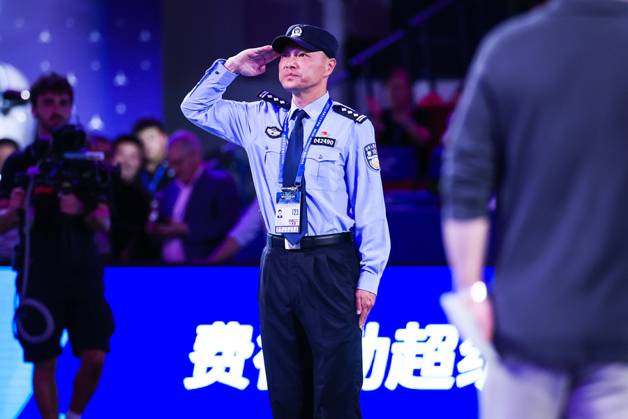 入到紧张的, src, 孩子 入到紧张的, src, 孩子