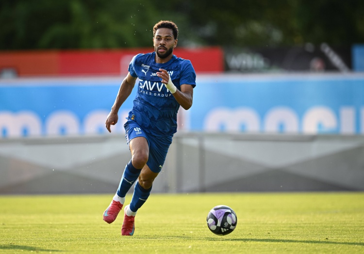 利雅得新月, 而球员本人, 利雅得新月 利雅得新月, 而球员本人, 利雅得新月